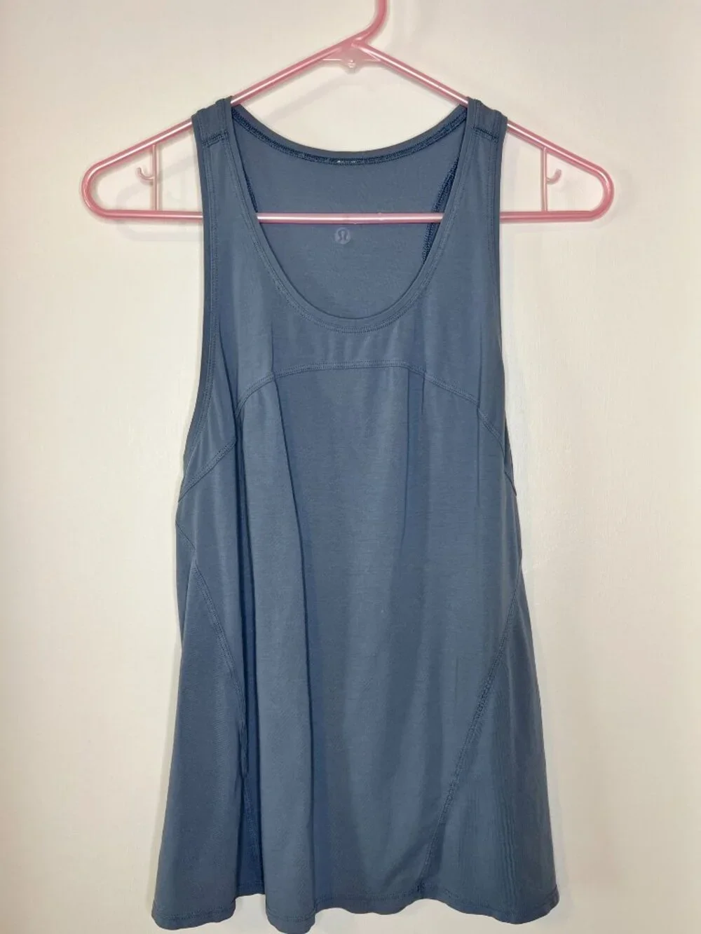 Lululemon Oasis Blue Racerback Tank Top Relaxed Fit Workout Yoga Size 6
